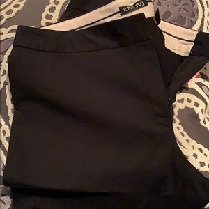 Tahari wide leg black lightweight pants